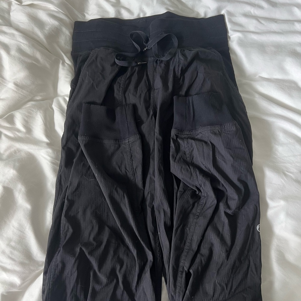 LULULEMON dance studio joggers black size 2